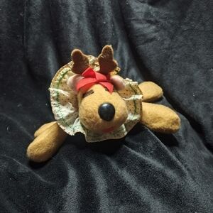 RHONDA Reindeer Hand Puppet HALLMARK PLUSH NWT Vintage Reindeer Toy with Red Bow